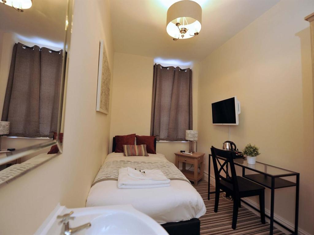 Gail'S Guest House Barry Pokoj fotografie